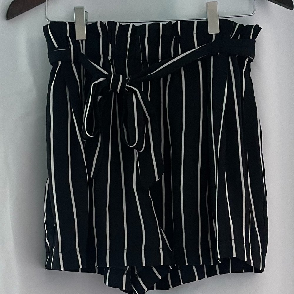 Black/White Striped Shorts with tie